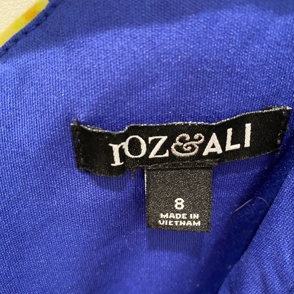 Roz & Ali V Neck Lemon Print Dress Size 8 - Picture 3 of 5